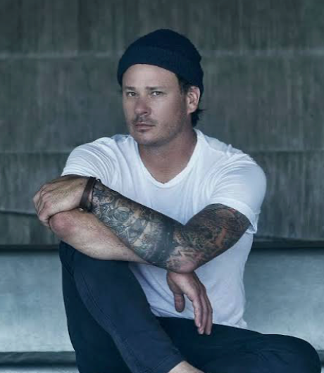 Tom DeLonge